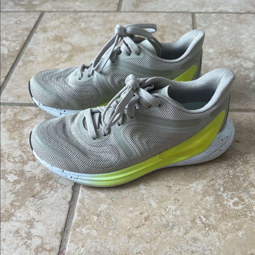 Lululemon Blissfeel Sneakers